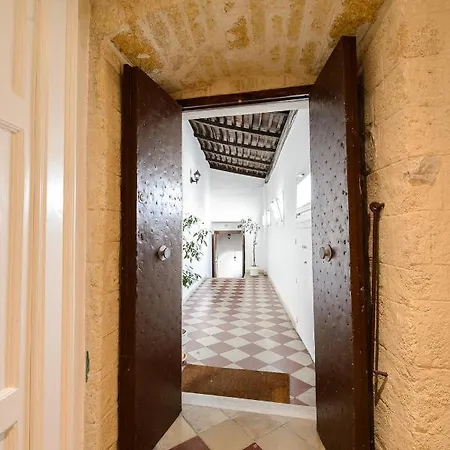 Milcovich * Barletta